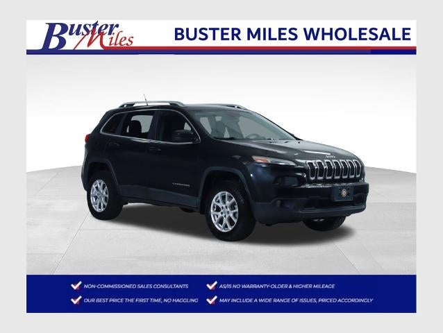 2015 Jeep Cherokee Latitude in Brilliant Black Crystal Pearlcoat — front three-quarter view
